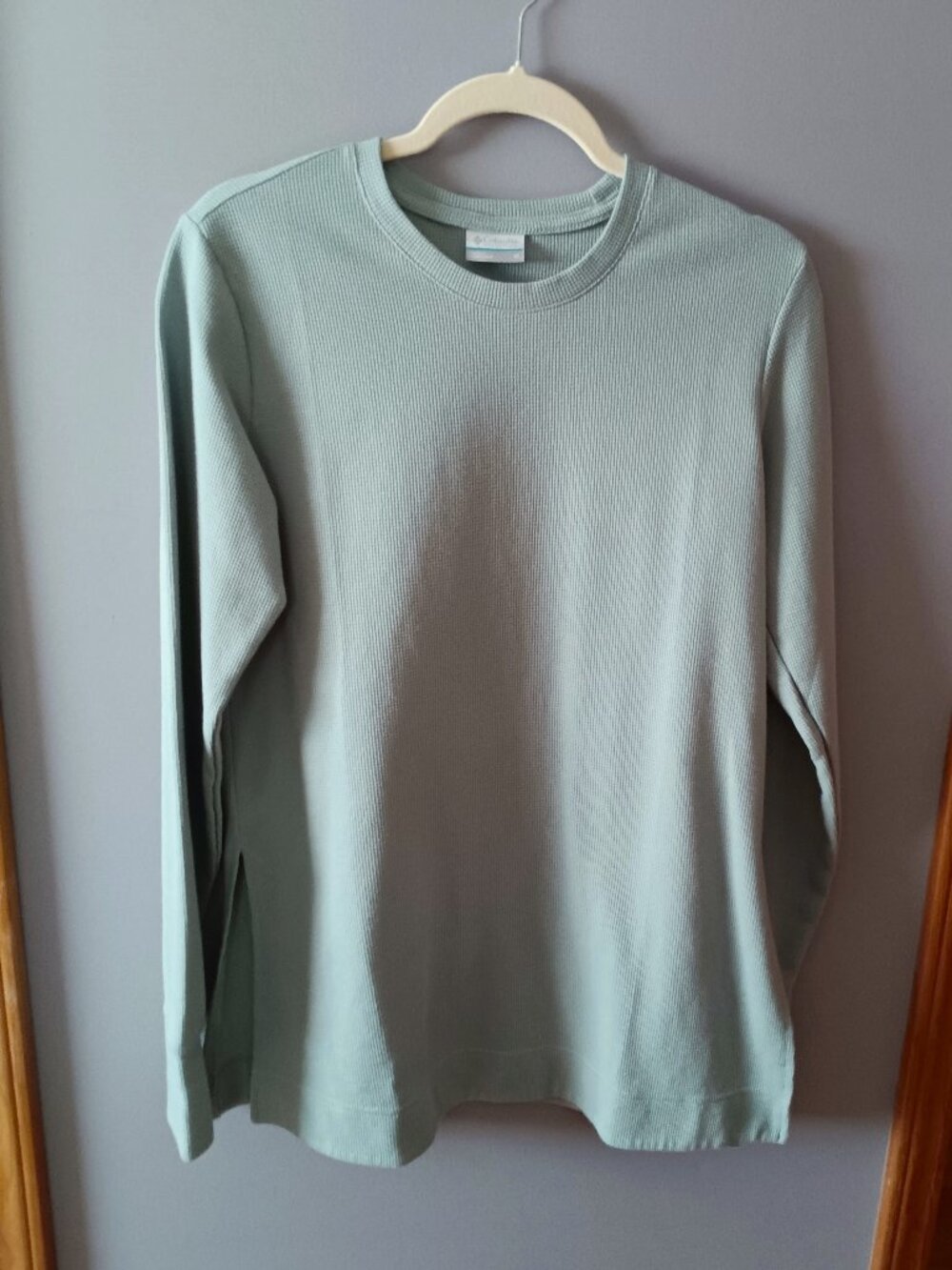 Columbia Women's Holly Hideaway Waffle Tunic, size M (NWOT)